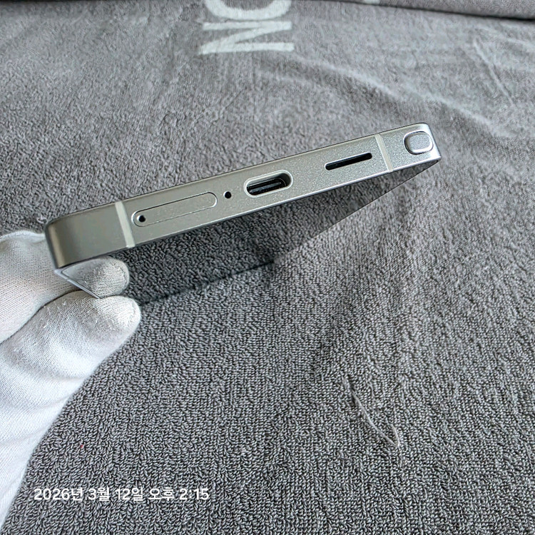 갤럭시S25 울트라 256G.거의 새상품급--8