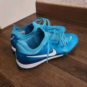 나이키 팬텀 gx2 프로 tf 260