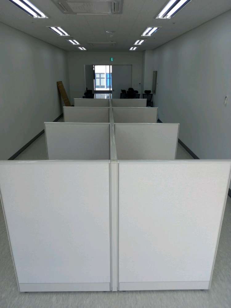 포밍탁자 접이식탁자 작업탁자 원형테이블 파티션 철제캐비넷 철재옷장 책상 의자 서랍 회의용테이블 원탁 원형테이블--4