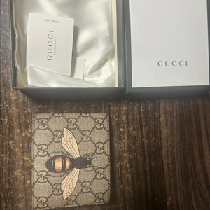 정품 구찌 꿀벌 반지갑