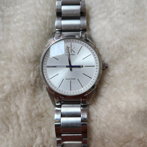 캘빈 클래인 메탈 시계