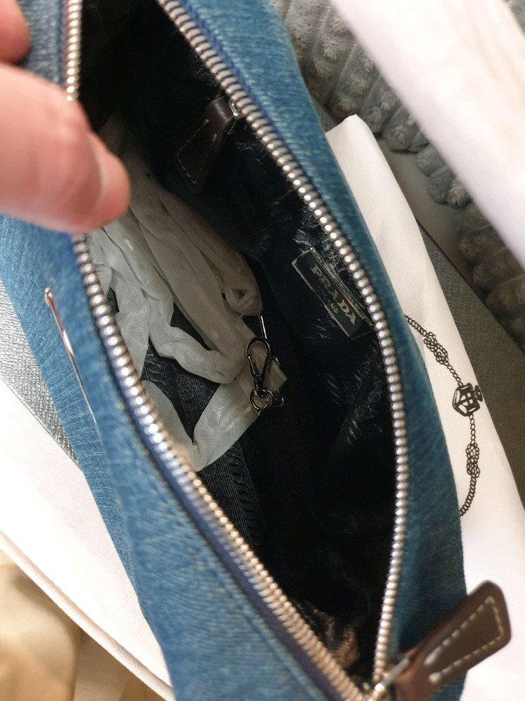 프라다 데님 숄더백 크로스백 이미지