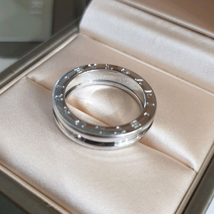 불가리 정품 비제로원 1밴드링 화이트 57호 반지