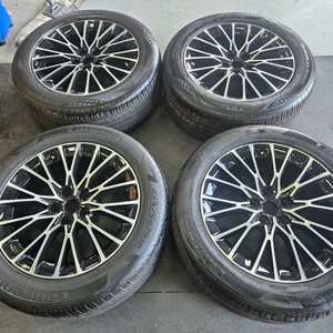 제네시스 G80 18인치 휠타이어 245 50 18인치 휠타이어 이미지