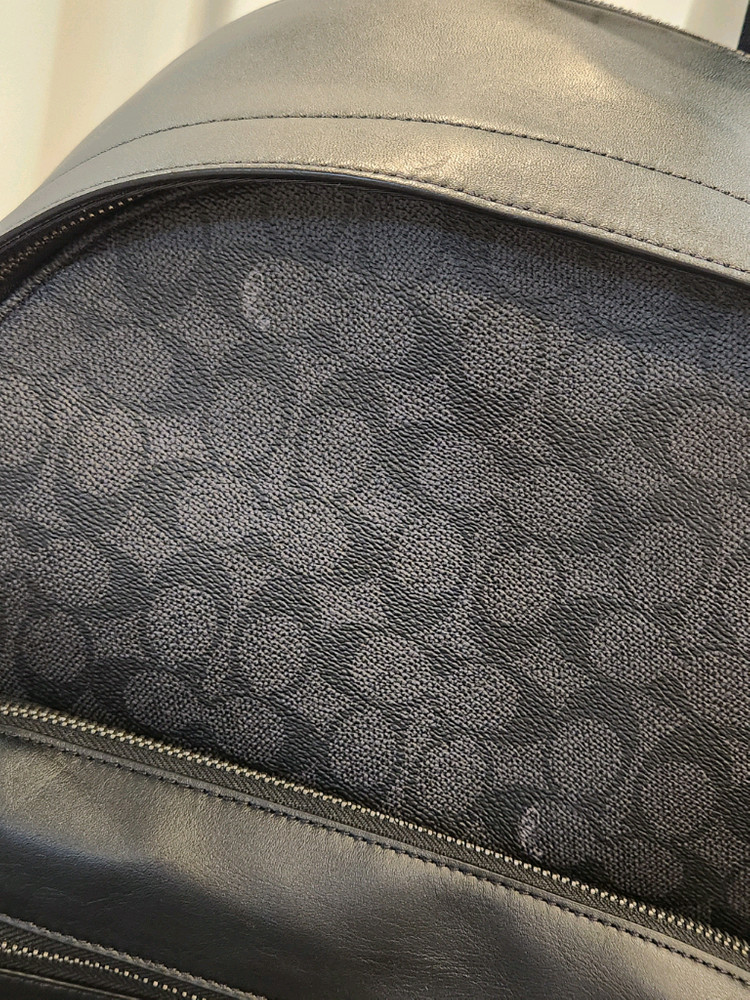 코치 시그니처백팩 급처--1