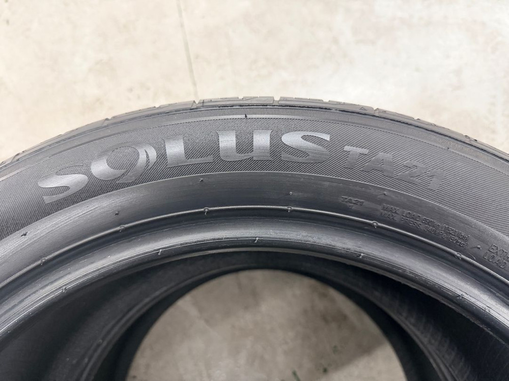 215 50 17 금호 솔루스 TA21 중고타이어 팝니다 이미지
