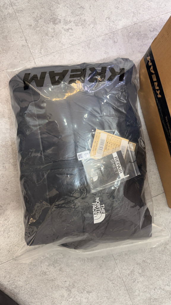 노스페이스 경량패딩 판매합니다 100사이즈 L사이즈 미착용 새제품--1