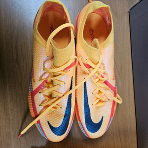 나이키 팬텀 gt2 엘티트 ag 240 축구화 이미지