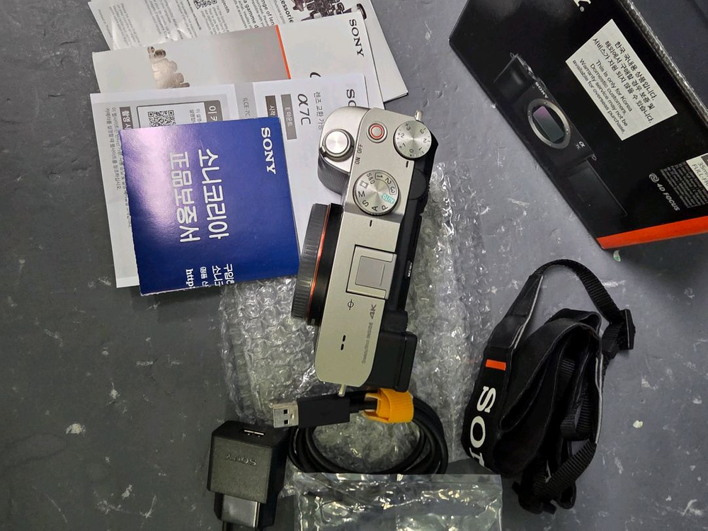 소니a7c 실버 만컷대 풀박스구성품판매해요--4