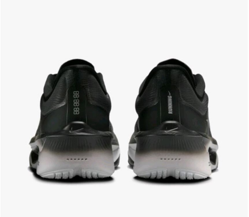 새상품 나이키 런닝화 카본화 팝니다 사이즈 270 블랙--2