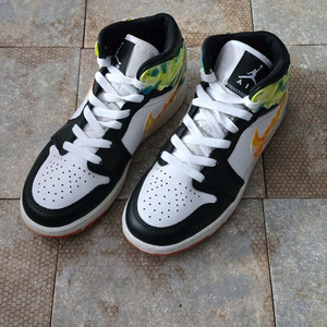 (230)나이키 에어 조던 1 미드 se 드립 스니커즈 운동화 이미지