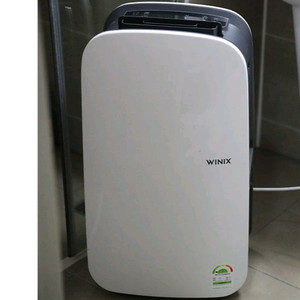 # 위닉스 인버터 제습기 19리터 대용량 고급형 - 상태 좋음