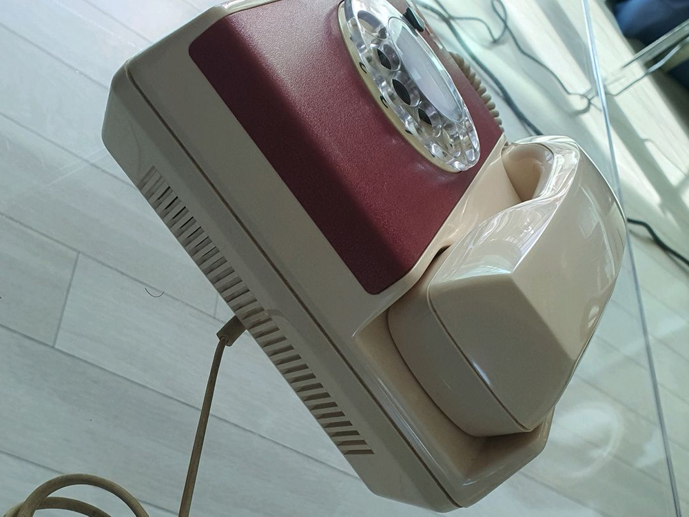 1985년산 삼성 빈티지 전화기 이미지