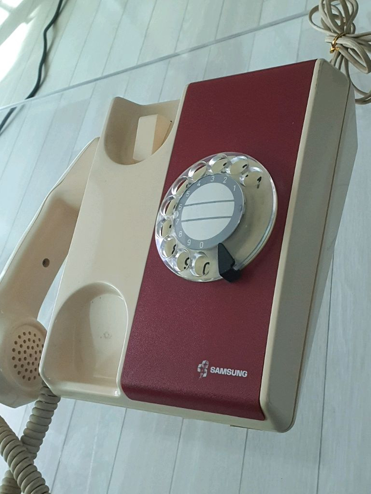 1985년산 삼성 빈티지 전화기 이미지