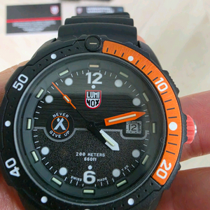 루미녹스 XB 3729 블랙