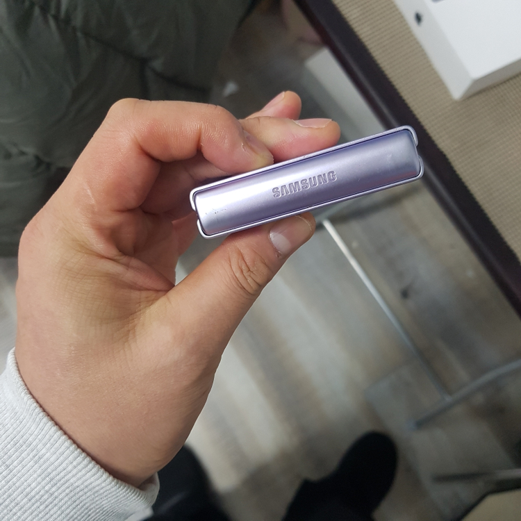 S급 삼성 갤럭시Z플립3 판매 도매가 중고폰--2