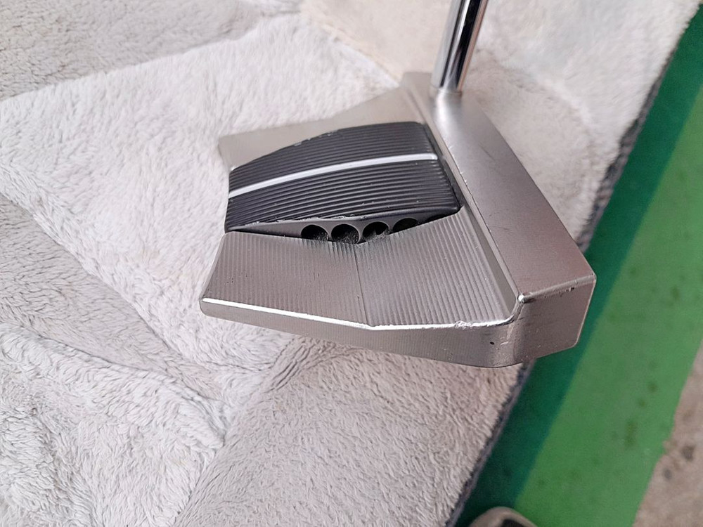 스카티카메론 팬텀9 34인치 퍼터 이미지