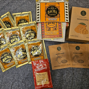 바샤커피 & 망고커피 외+ 콘푸로스트 덤