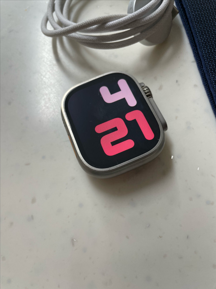 애플워치 울트라2 내추럴 SS급 배터리 95프로--1