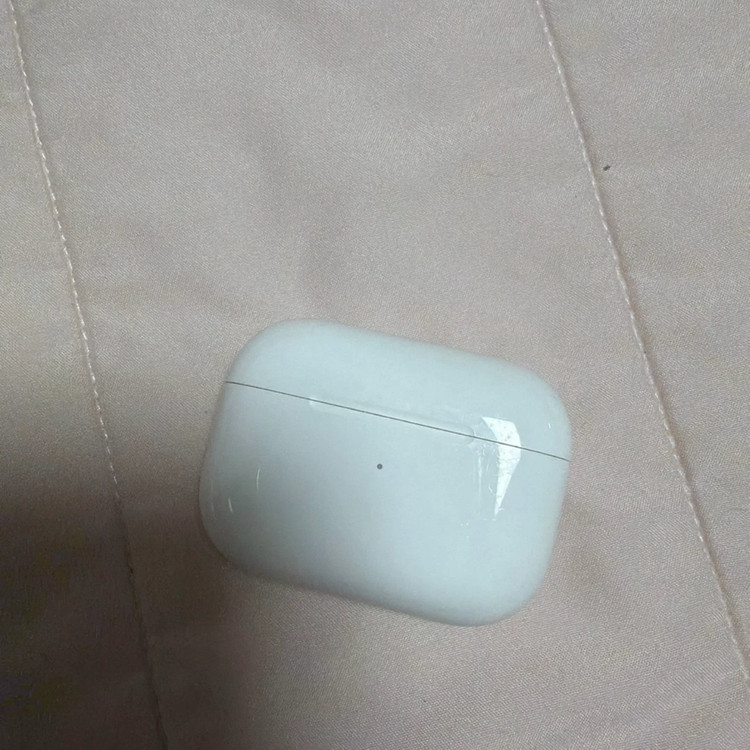 에어팟 프로 2세대 c타입 본체--2