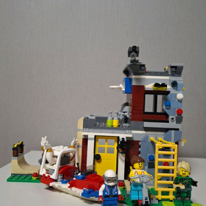 레고 크리에이터 31081 모들러 스케이트하우스구성추가