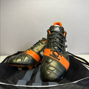 아디다스 나이트로차지 1.0 TRX FG (F32766) 250mm 새상품 판매합니다. 이미지