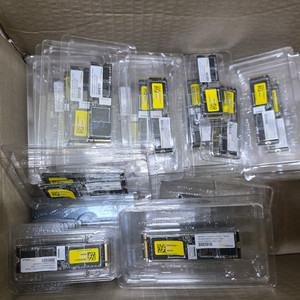 SSD 256GB 128개 팝니다 하이닉스 삼성 파이슨 PC801 PM9A1 ESO