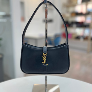 [중고명품 럭스올 울산점]생로랑 모노그램 미니 호보백 710318