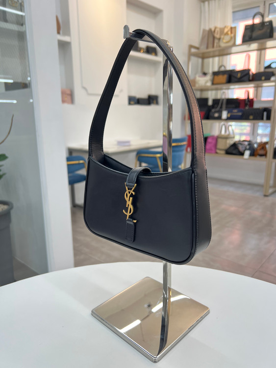 [중고명품 럭스올 울산점]생로랑 모노그램 미니 호보백 710318--1