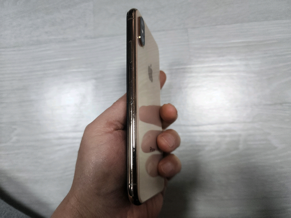 아이폰XS 64G 자급제팝니다.--2