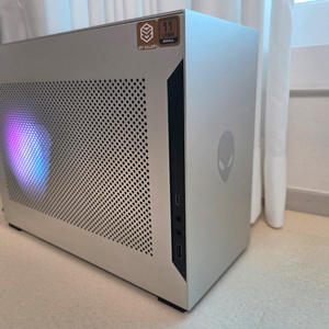 9800x3d, rx 9070xt, 2tb ITX 본체