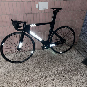 풀카본 프레임 픽시 자전거 이미지