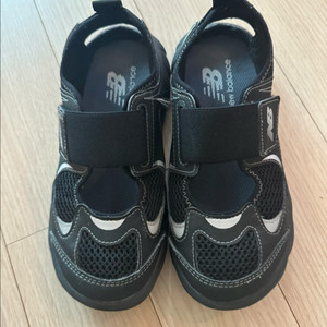 뉴발 프리들 210