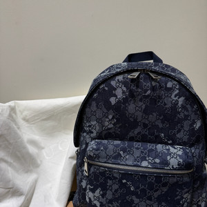 정품) 새상품) 구찌 데님 라지 백팩 다크 블루 판매!!