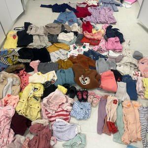 여아 아동복 일괄 (폴로원피스4개,폴로가디건,타미가디건,블루독, 베베드피노브랜드 다수)