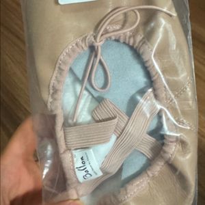 새상품 발레슈즈 240