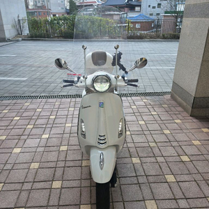 2024년식 베스파 프리마베라 탑박스튜닝