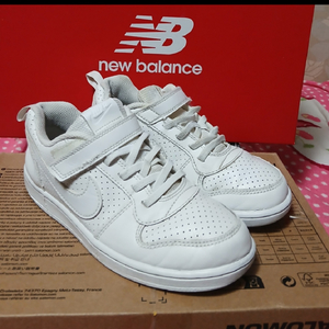 나이키키즈 코트버로우220운동화