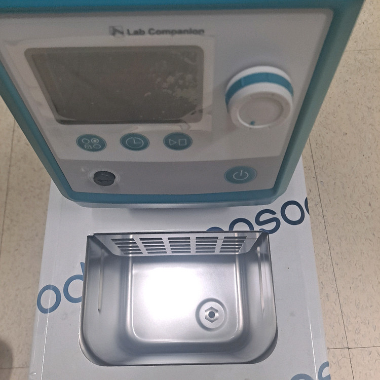 ZEIOTech 항온 순환수조 미사용품--2