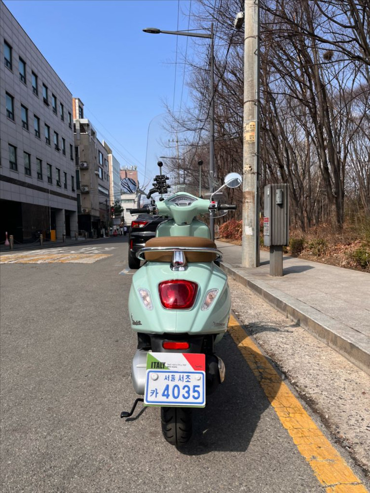 [판매] 베스파 프리마베라 125 민트 (릴랙스 그린) 23년식 이미지