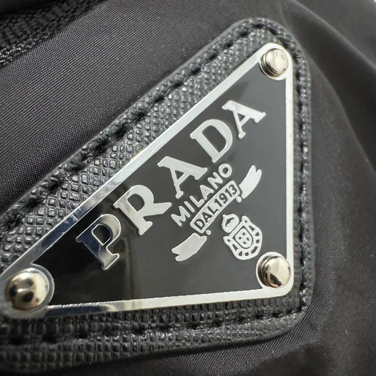 프라다 리나일론 자켓 (새상품)--3