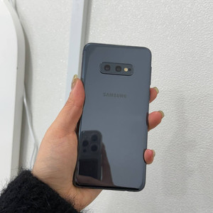 갤럭시S10e 블랙 128GB Y1593 이미지