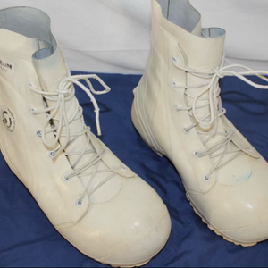 버니부츠 밀크 7W