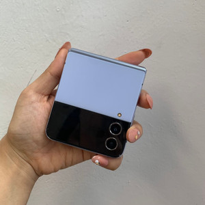 삼성 갤럭시Z플립4 최상품 판매 F721 공기계 판매 중고폰 이미지