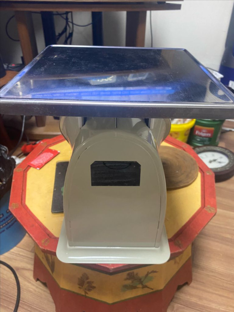 러버메이드 Pelouze 세척 가능 저울 900g--4