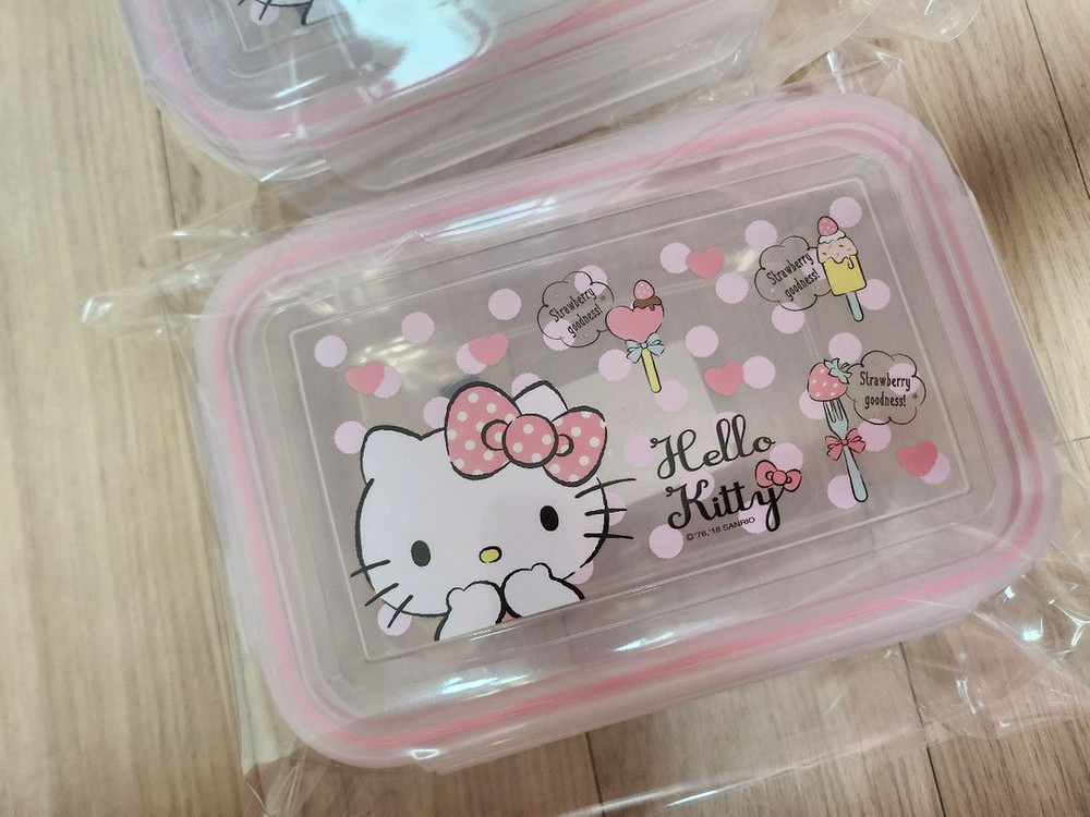 미사용)헬로키티 사각 밀폐용기 보관함--3