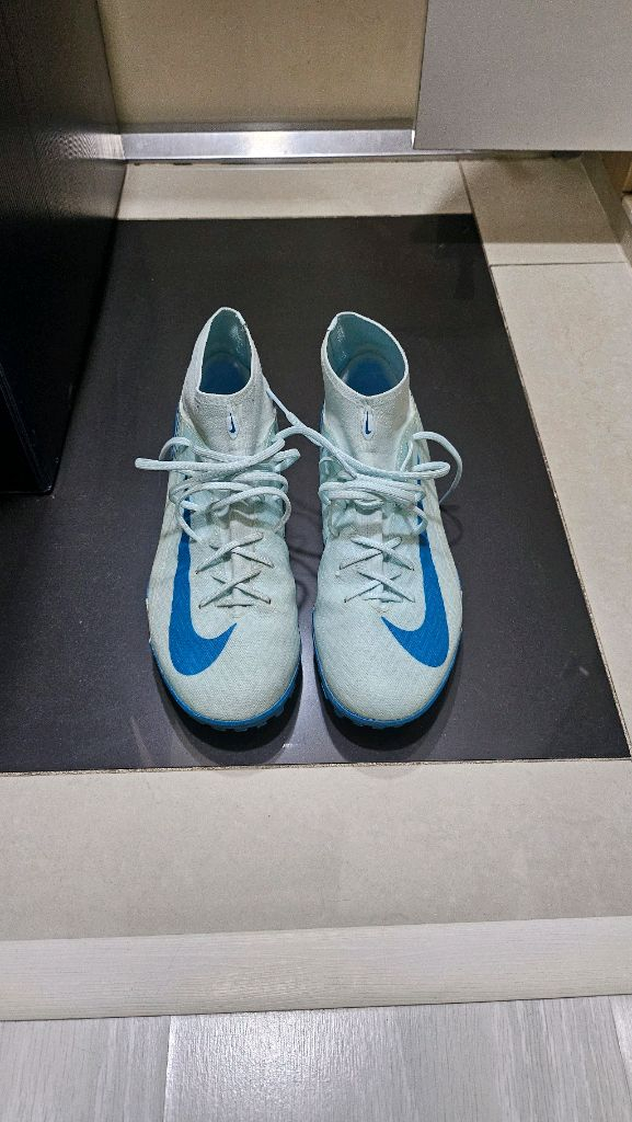 나이키 슈퍼플라이10 풋살화 이미지