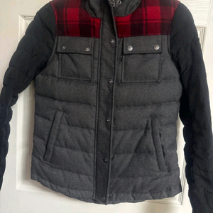 무스너클 경량패딩