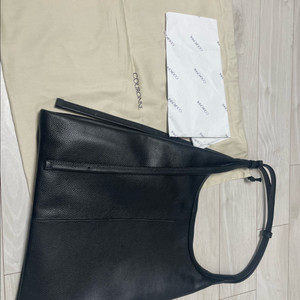 쿠론 세느 36 숄더백