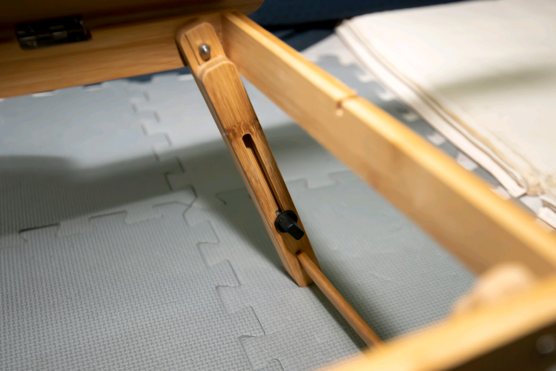 좌식 원목 접이식 노트북 테이블 판매합니다.--3